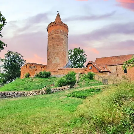 Apartamento Ferienwohnung Burg Stargard